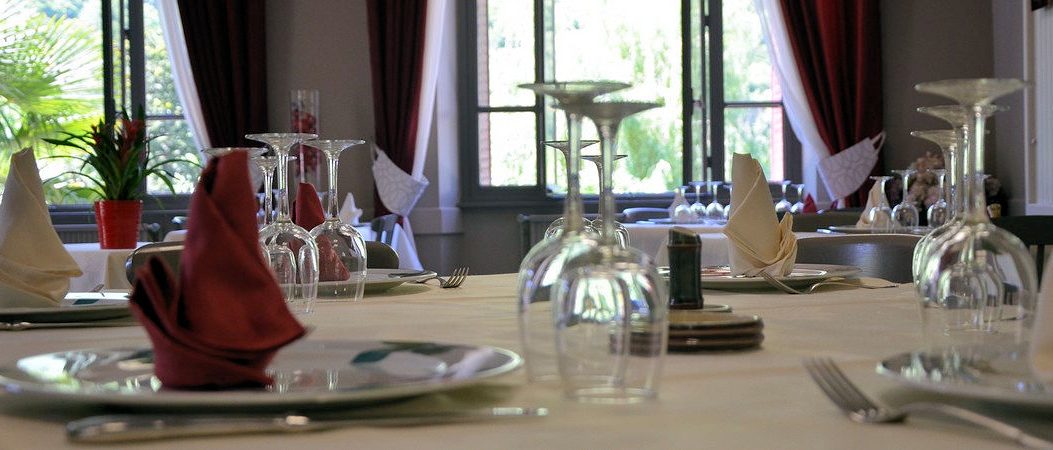 Hotel Restaurant Aveyron Louis Et Hotel Restaurant Aveyron Louis Et